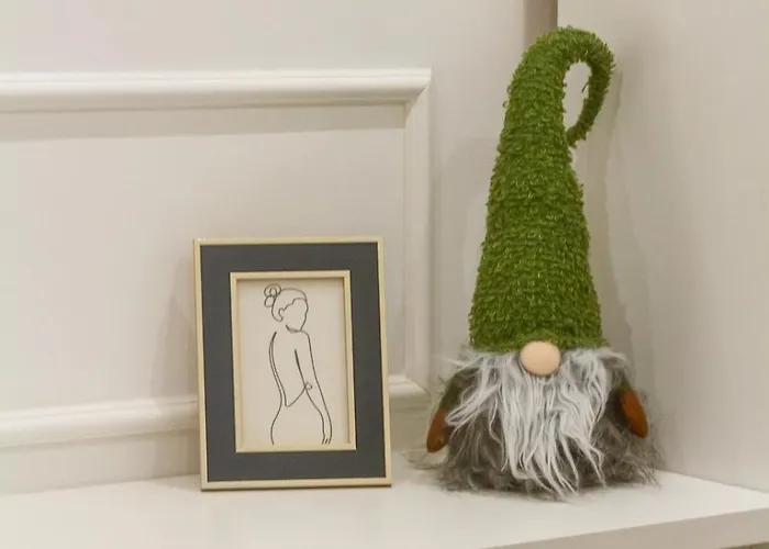 D20 Synagogue Apartment